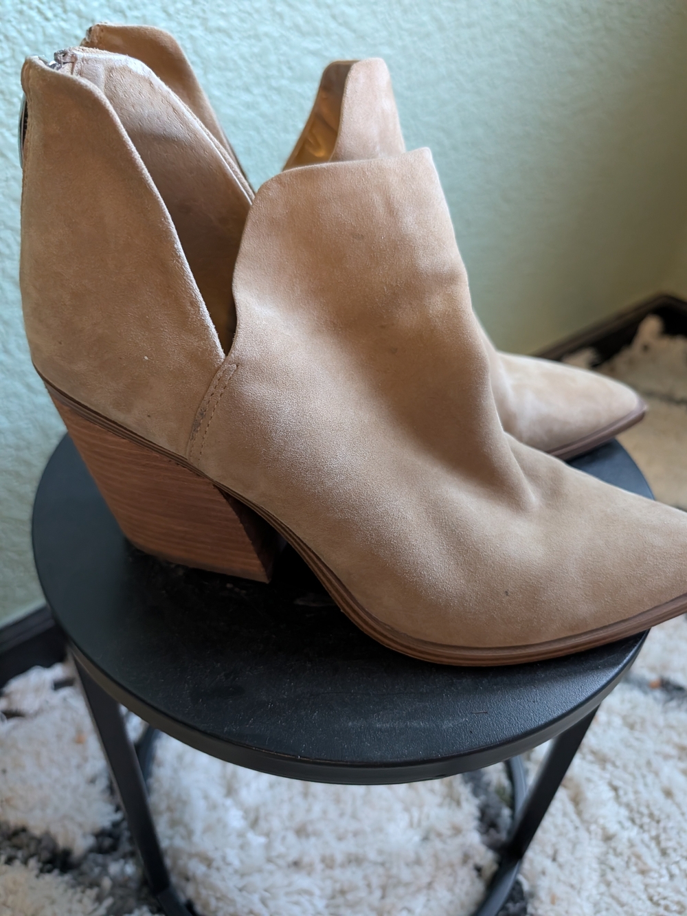 Steve Madden "Rookie" Light Brown Suede Ankle Boots